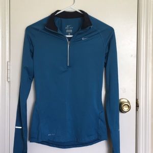 Nike dri-fit pullover